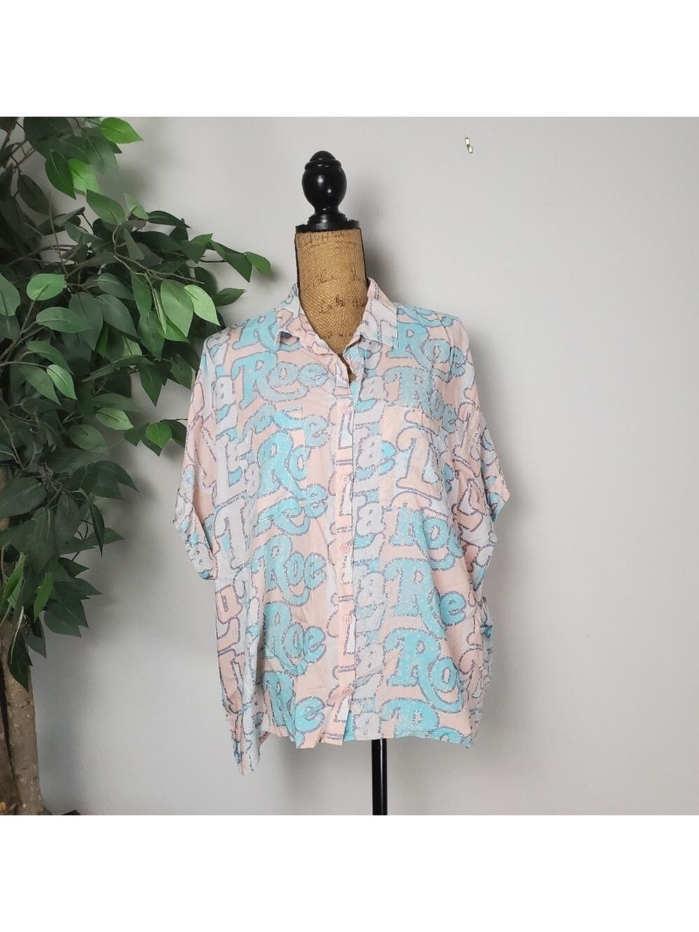 Lularoe Amy Button Down Shirt Graphic Short Sleeve Large
